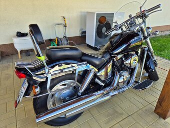 Suzuki Marauder VZ800 - 3