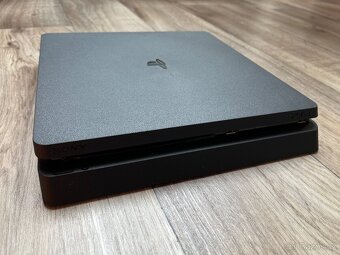 PlayStation 4 slim 500 GB - 3