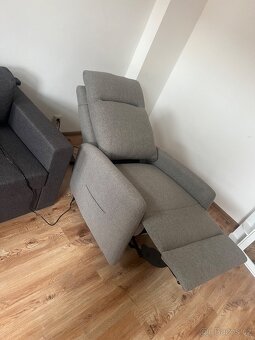 Polohovací masážní křeslo - 3