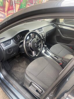 Oktavia A7 2016 DSG - 3