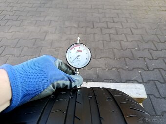 225/55/17 letní pneu continental - 3