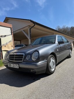 Mercedes E w210 - 3