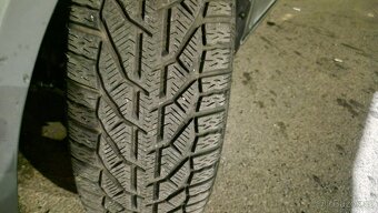 Golf 5 - 3