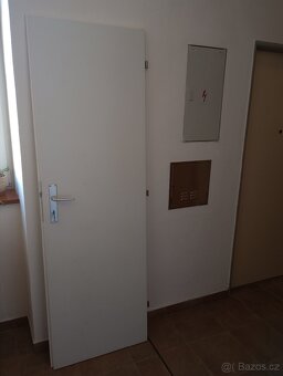 Bílé dveře interiérové - 3