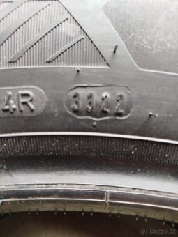 Letní 215/55 R17 98W Goodyear efficient grip - 3