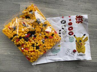 NOVÉ Pikachu - 5210ks kostek - 3