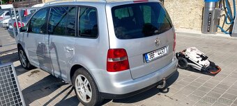 Volkswagen Touran 1.9 tdi - 3