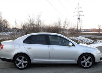 VW JETTA 2009 - 3