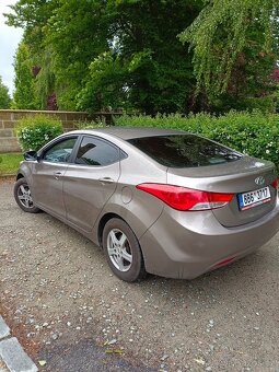 Hyundai elantra 1.6 prodám nebo vyměním - 3
