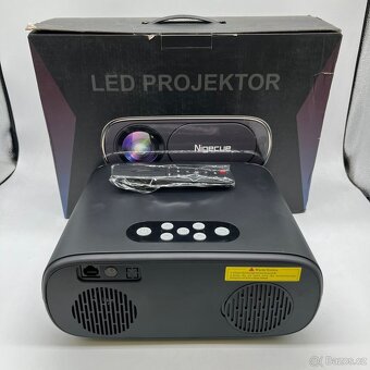 Nigecue Projektor C16 / 4K / WIFI - 3