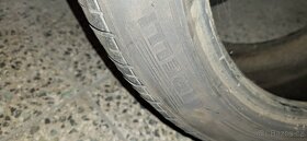 Pneu Pirelli 235/45/19 95W - 3