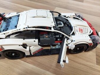 LEGO Technic 42096 Porsche 911 RSR - 3