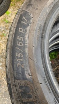 215/65R17 - 3