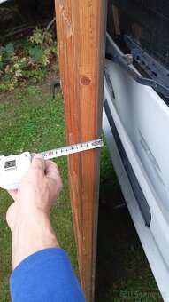 Prodám dřevěné dveře masiv 80cm levé - 3