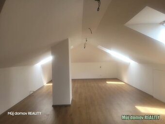 Pronájem moderní novostavby rodinného domu 6+kk, 296 m + poz - 3