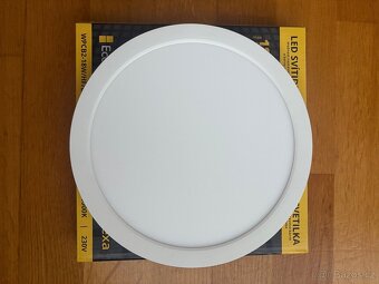 LED svítidlo Ecolite 18W se senzorem pohybu - 3