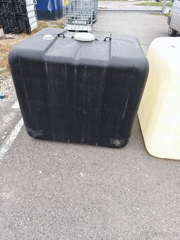 Nádrže na vodu 1000 litrů ,Praha 5 - 3