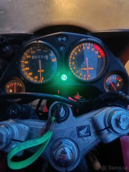 Honda CBR125R 2005 - 3