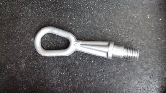 BMW X3 E83 2.0d Xdrive rok 2008 originální nářadí tažné oko - 3