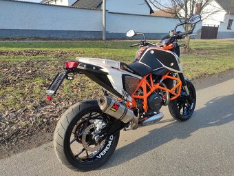 KTM 690 DUKE R - 3