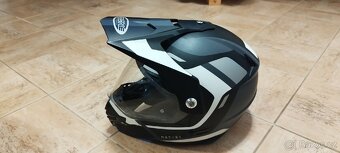 Helma Ozone, velikost M - 3