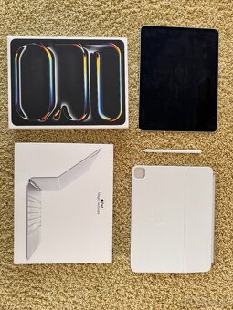iPad Pro 13 M4 256GB + Magic Keyboard + Pencil Pro - 3