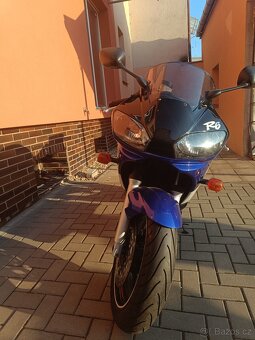 Yamaha yzf R6 - 3