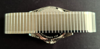 JVD J1129.2 - 3