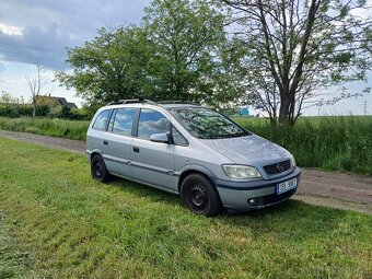 Opel Zafira A - 3