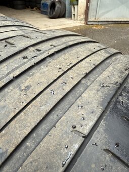 Prodám letní pneu 285/40 r21 - 3