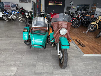 URAL 650 s postranním vozíkem - 3
