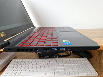 Acer Nitro 5 AN515-56 - 3