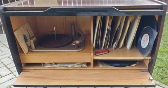 Gramofon Thorens + LP + skříň - 3