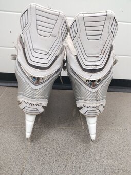 Brusle Bauer Supreme One6 - 3