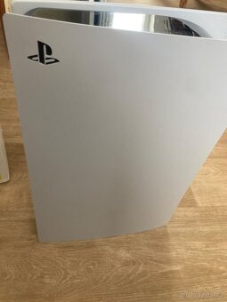 Playstation 5 slim+nejnovější vydání her od EA - 3