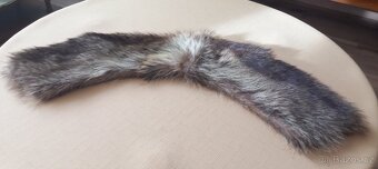 Soupravu čepice + límec mýval - 3