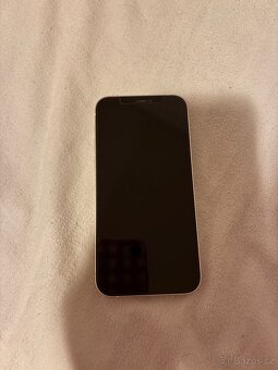 iPhone 12 128GB + ochranné sklo, rychlonabíječka, 4 kryty - 3
