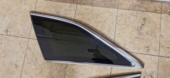 Leve prave okno kufru audibA6 4k avant - 3