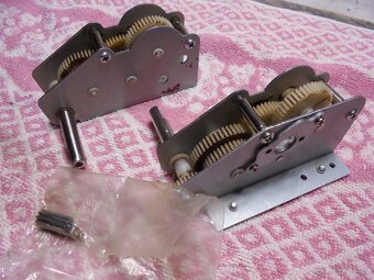 PŘEVODOVKY PRO RC TANK T-72 - 3