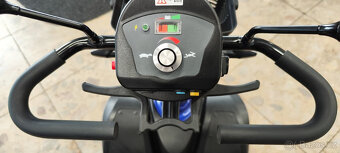 Elektrický skútr (vozík)  nejen pro seniory. Meyra 409 - 3