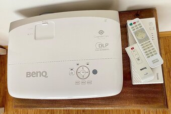 Full HD projektor BenQ W2000 s Rec.709 - 3