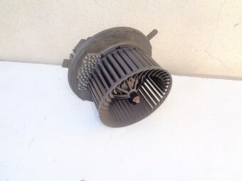 VW Škoda Audi Seat ventilátor topení s regulátorem - 3