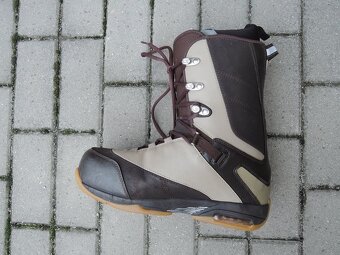 SNOWBOARDOVÉ BOTY - 3