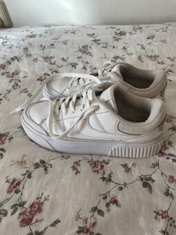 Bílé tenisky Nike - 3