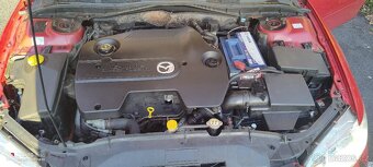 Mazda 6  2.0 Nafta 100kw  2004 rok - 3