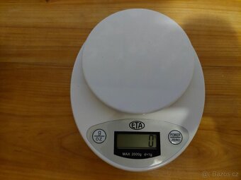 Zánovní digitální kuchyňská váha kvalitní česká ETA - SLEVA - 3
