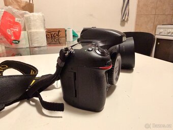 Prodám Nikon D610 + 50mm 1.8G + příslušenství - 3