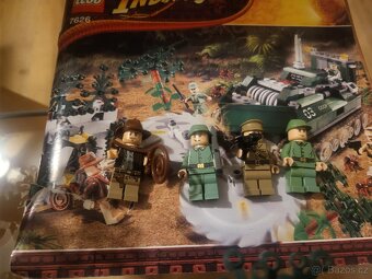 Prodam Lego Indiana Jones 7626 - 3