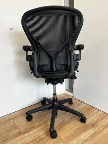 Kancelářská židle Herman Miller Aeron Full option-Posture fi - 3