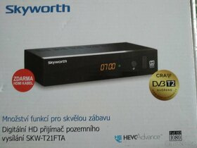 Televizor LED SAMSUNG + DVBT2 set-top box Skyworth - 3